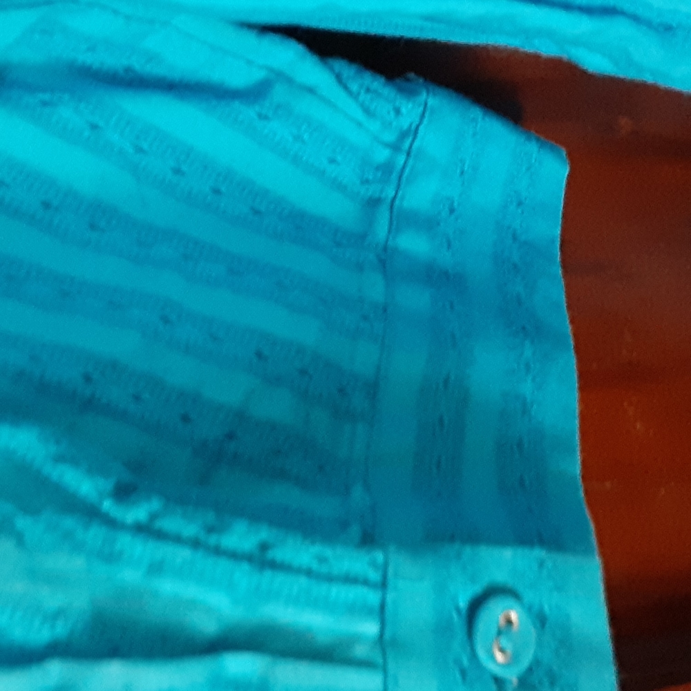 Chicos snap down blouse turquoise sz 2 pit measures 18 inches - Picture 6 of 9